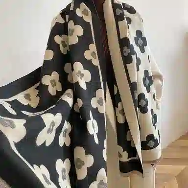 纳兰杜 春夏薄款小流苏高级感旅行配饰外搭四季通用拍照实用 聚酯纤维 披肩 女款