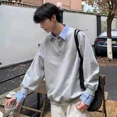 Xutailang Retro Pullover Sweatshirt