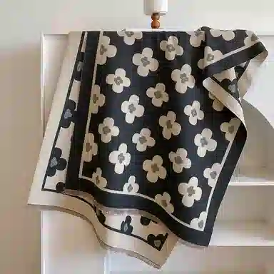 纳兰杜 春夏薄款小流苏高级感旅行配饰外搭四季通用拍照实用 聚酯纤维 披肩 女款