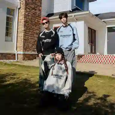 Kawasaki V-Neck Sweatshirt