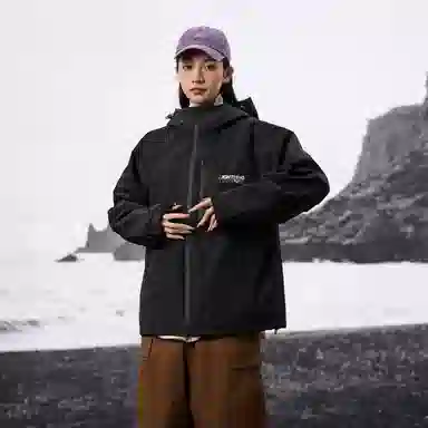 LIGHTNING MONSTER Logo