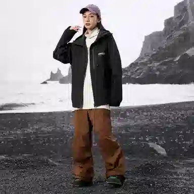 LIGHTNING MONSTER Logo