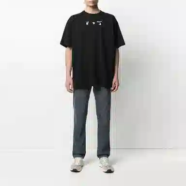 OFF-WHITE T