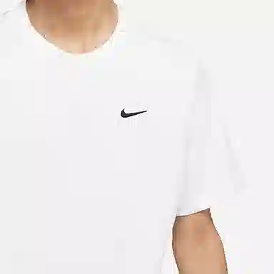 Nike Sportswear LogoT
