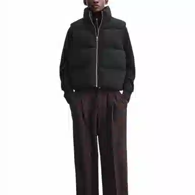 ZARA Sleeveless Puffer Vest Black