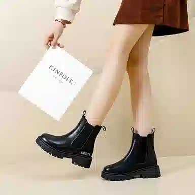 蚂蚁城 超纤皮 户外复古英伦风  机能厚底 耐磨 舒适 百搭 短筒 切尔西靴 女款 黑色