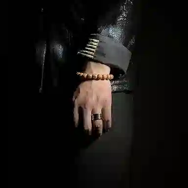 MOUNTAINS AND MANS 925