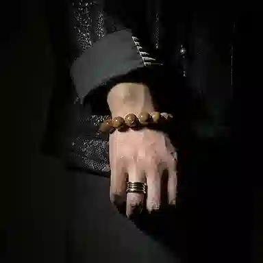 MOUNTAINS AND MANS 925