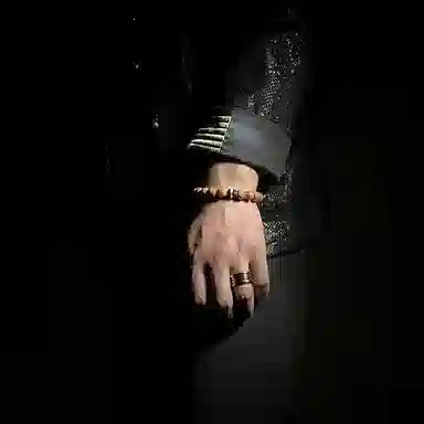 MOUNTAINS AND MANS 925