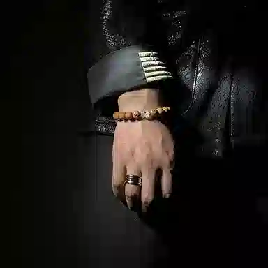 MOUNTAINS AND MANS 925