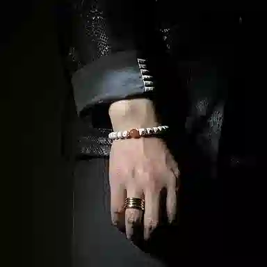 MOUNTAINS AND MANS 925