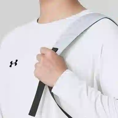 Under Armour T