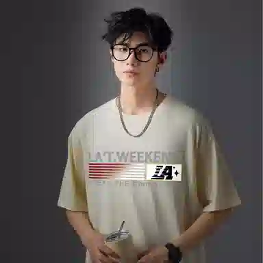 LA'T.WEEKEND T