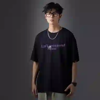 LA'T.WEEKEND LogoT