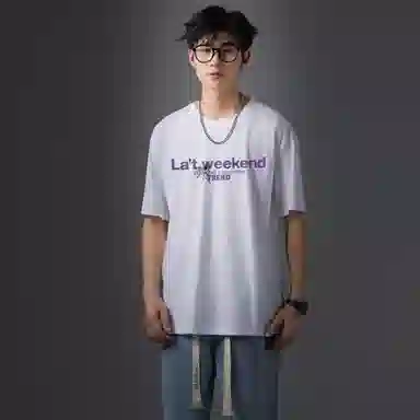 LA'T.WEEKEND LogoT