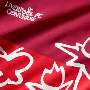 Converse x LFC Crew T