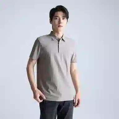 LESS IS MORE LOGOPolo