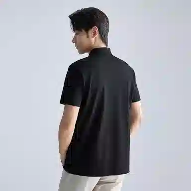 LESS IS MORE LOGOPolo