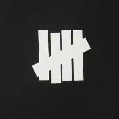 UNDEFEATED SS25 LogoT