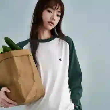 Champion Basic Long Sleeve Crewneck