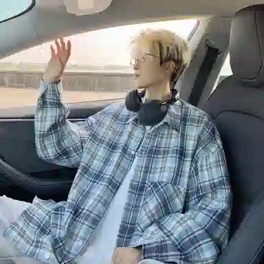 Fakeyoung