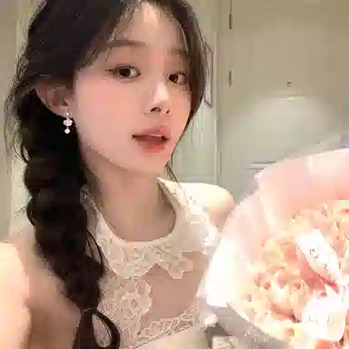 芒果饰品 温柔山茶花闪锆流苏 铜 耳环 女款