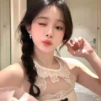 芒果饰品 温柔山茶花闪锆流苏 铜 耳环 女款