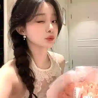 芒果饰品 温柔山茶花闪锆流苏 铜 耳环 女款