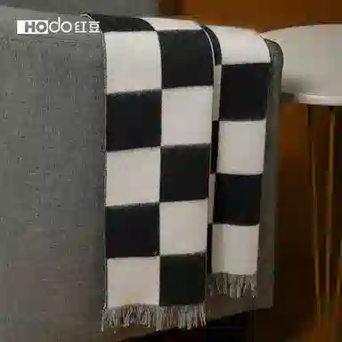 红豆 提花棋盘格保暖时尚围脖 山羊绒 绒线围巾 女款