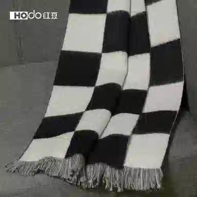 红豆 提花棋盘格保暖时尚围脖 山羊绒 绒线围巾 女款
