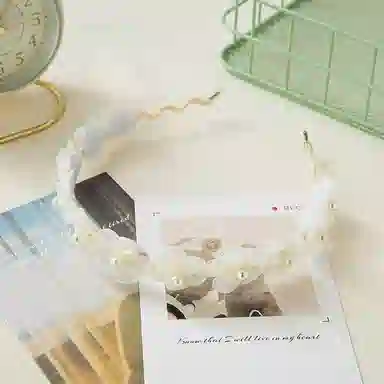 妖娆猫 甜美小香风白色仿珍珠花朵发饰森系少女超仙头饰高级感百搭压发头箍 合金 发箍 女款