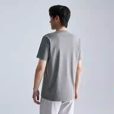 LILANZ Less Is More T-Shirt