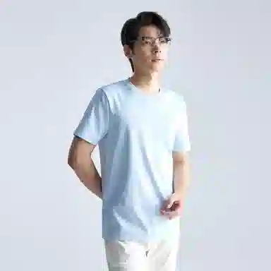 LILANZ Less Is More T-Shirt