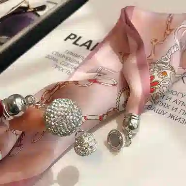 优幽兰 韩版高级感小香风优雅磁吸扣小众精致时尚百搭简约个性气质轻奢春秋护颈小领巾搭衬衫 丝巾 女款