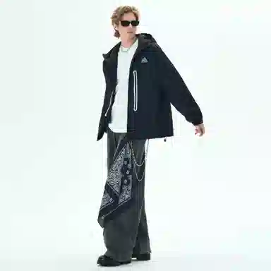 s.k. manor hill logo