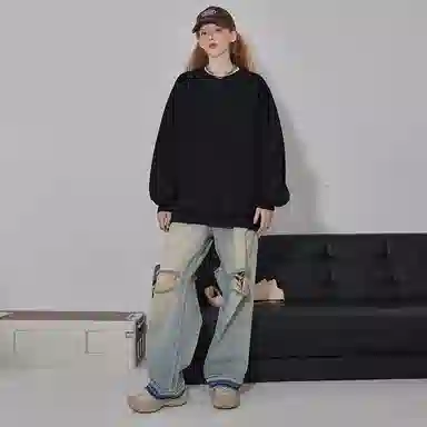 BEETLE TOWN Basic Pullover Hoodie