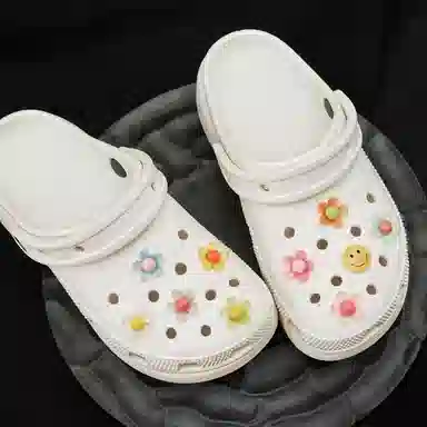 crocs DIY