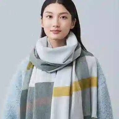 红豆 保暖百搭秋冬格子 羊绒 绒线围巾 女款