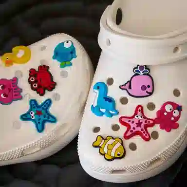 crocs