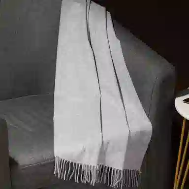 红豆 秋冬季保暖加厚百搭 山羊绒 绒线围巾 女款