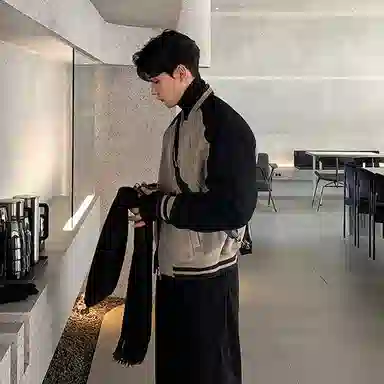 我是大卫 撞色拼接插肩袖棒球领重工高级感轻熟风休闲毛呢夹克外套 男女同款 卡其色