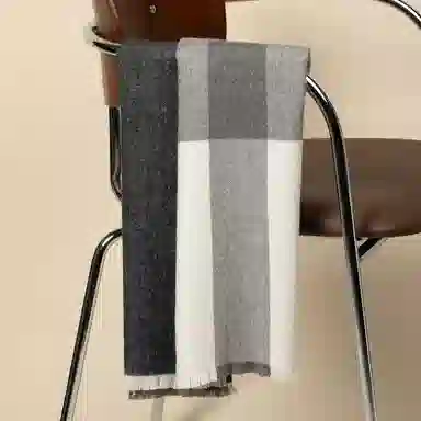 100