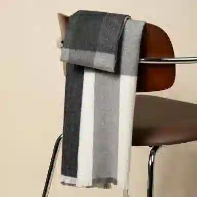 100