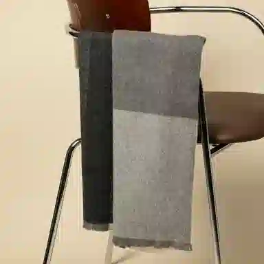 100