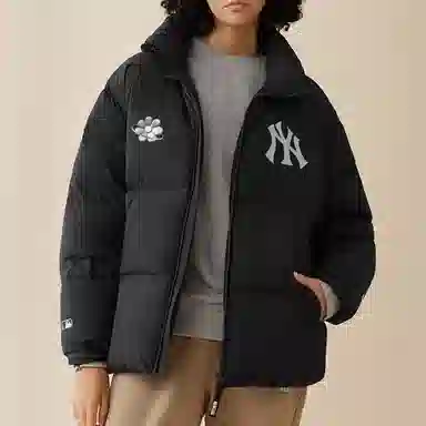 New Era x MLB YXYYlogo