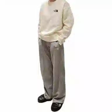 THE NORTH FACE Camp Everyday Sweatshirts Logo