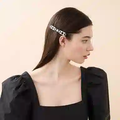 ALEXANDRE DE PARIS 8