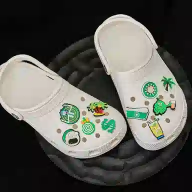 crocs