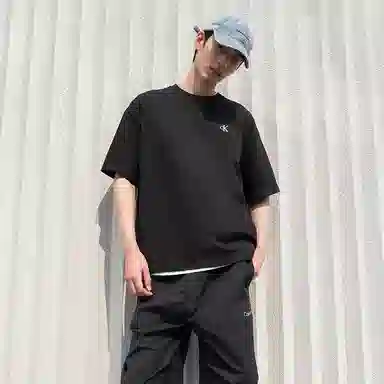 CKCalvin Klein T