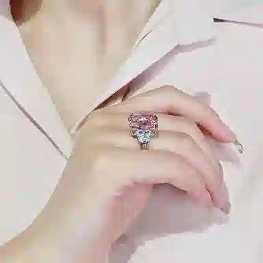 克拉日记 几何时尚冰糖方钻帕帕拉恰轻奢甜美女友对戒锦鲤事业招财健康平安桃花礼盒装 合金 戒指 女款